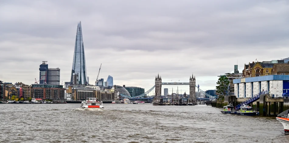 英國-倫敦-泰晤士河遊船